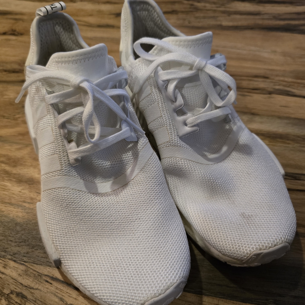 Adidas NMD R1 - Picture 2 of 6